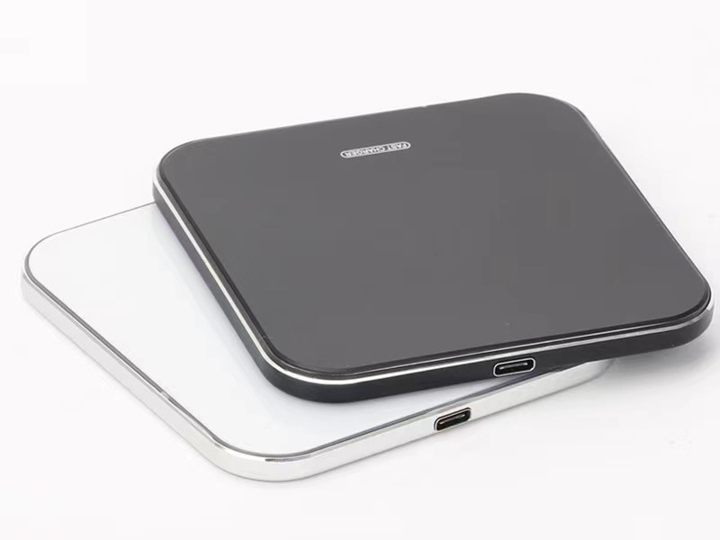 汽車(chē)車(chē)載無(wú)線(xiàn)充電玻璃